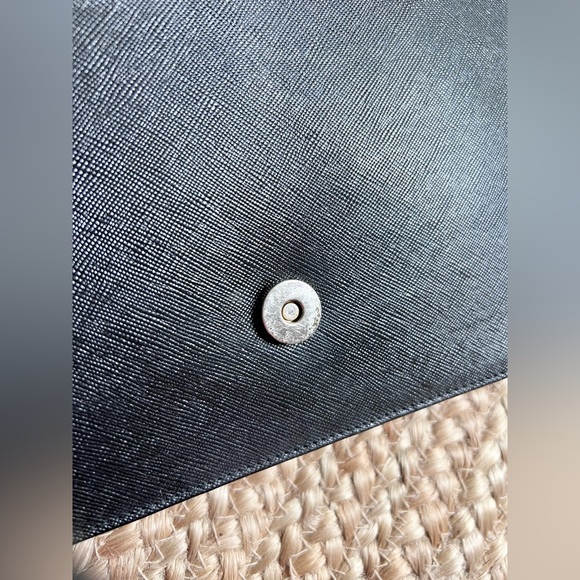 Vintage Yves Saint Laurent Clutch Black Saffiano Leather - Picture 12 of 16